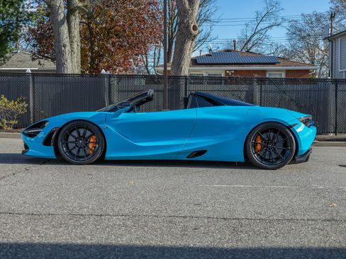 Used 2022 McLaren 720S Spider image 22