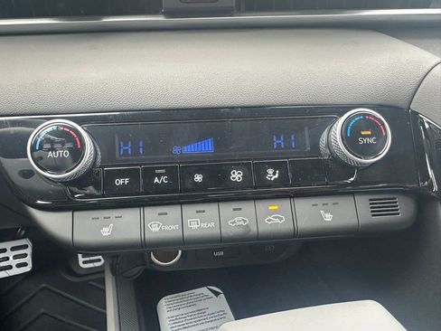 New 2026 Hyundai Elantra SEL Sport image 17