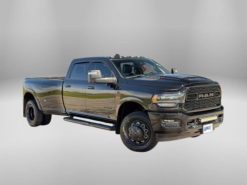Used 2023 RAM 3500 Limited AWD/4WD image 5