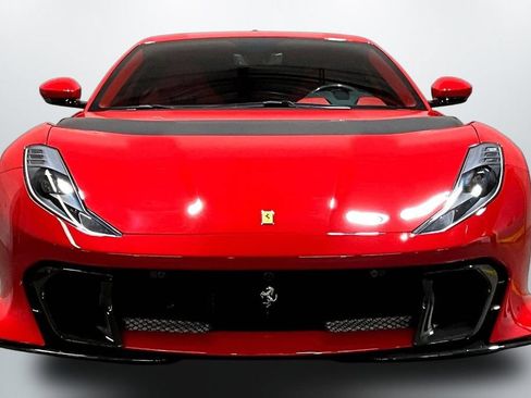 Used 2022 Ferrari 812 Competizione RWD image 2