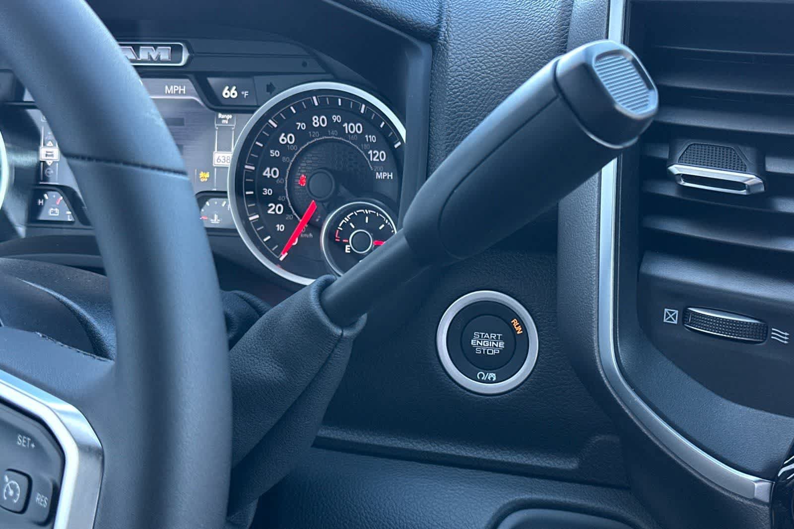 New 2026 RAM 3500 Big Horn AWD/4WD image 23