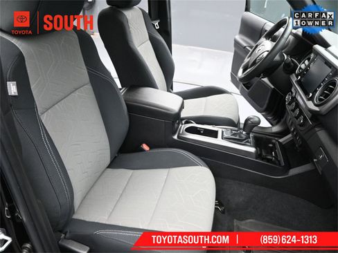 Used 2023 Toyota Tacoma TRD Sport image 27