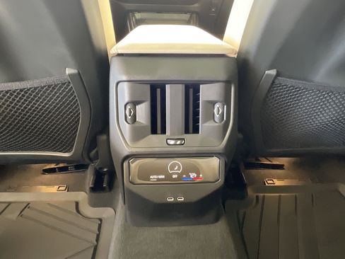 New 2025 BMW X3 xDrive30i w/ Premium Package image 25