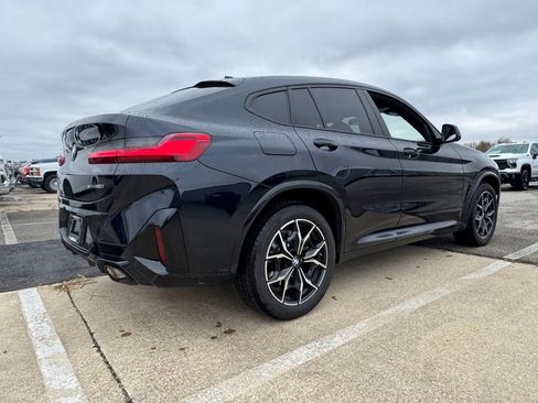 Used 2025 BMW X4 xDrive30i w/ Premium Package image 9