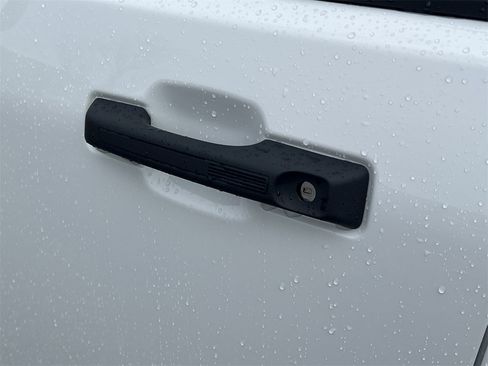 New 2026 Ford Maverick XL image 25