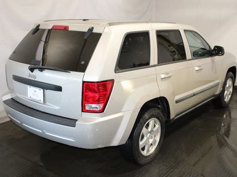 Used 2008 Jeep Grand Cherokee Laredo w/ Sun/Sound Group AWD/4WD image 4