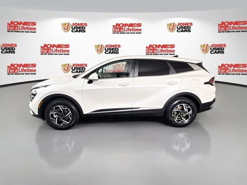 Used 2023 Kia Sportage LX AWD/4WD image 15