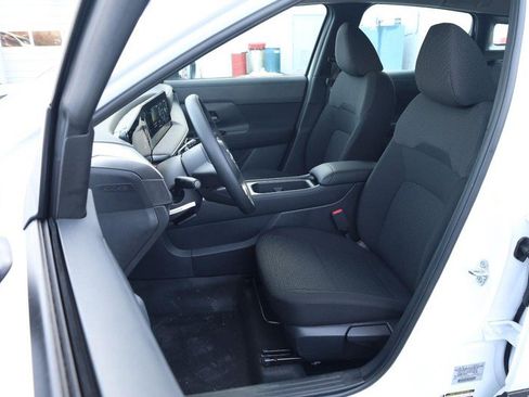 New 2026 Nissan Kicks S image 8