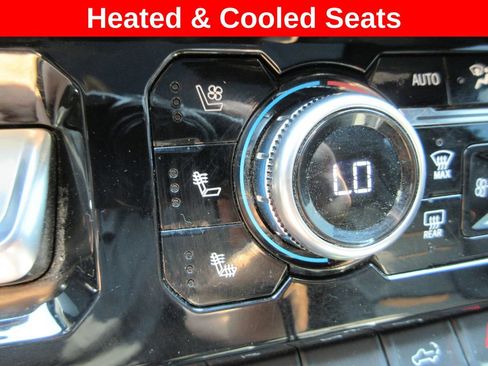 Used 2025 GMC Sierra 2500 AT4 w/ AT4 Premium Plus Package AWD/4WD image 19