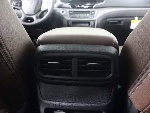 New 2025 Honda Ridgeline RTL image 58