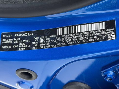 New 2025 Alfa Romeo Tonale w/ Premium Package image 52