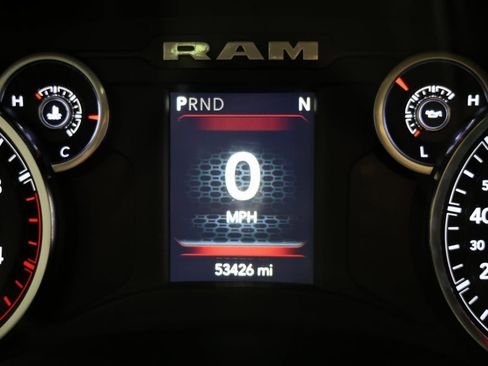 Used 2020 RAM 3500 Big Horn w/ Level 1 Equipment Group image 12