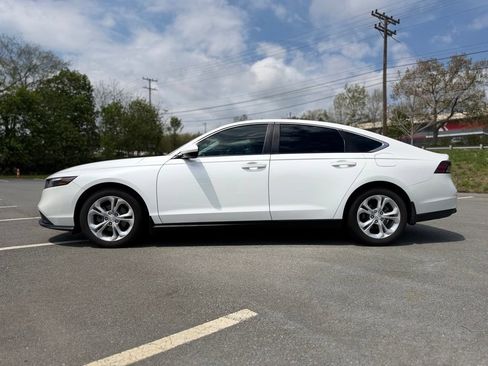 Used 2023 Honda Accord LX image 3