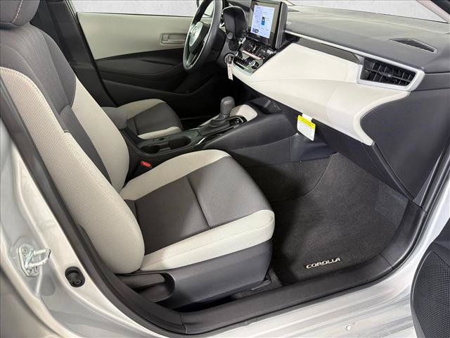 Used 2025 Toyota Corolla LE FWD image 13