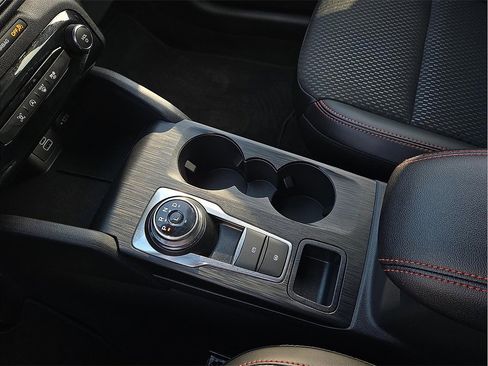 Used 2025 Ford Escape ST-Line w/ Tech Pack #1 image 20