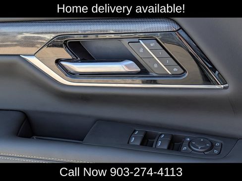 Used 2025 GMC Yukon Elevation w/ Elevation Premium Package AWD/4WD image 27