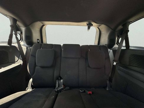 Used 2020 Dodge Grand Caravan SE FWD image 12