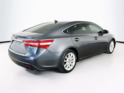 Used 2013 Toyota Avalon Limited FWD image 25