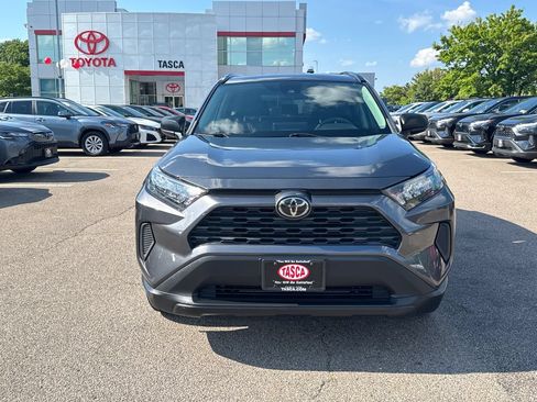 Used 2021 Toyota RAV4 LE w/ Carpet Mat Package (TMS) AWD/4WD image 2