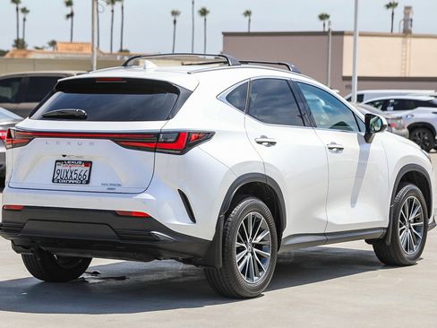 Used 2025 Lexus NX 350h AWD w/ Premium Package image 7