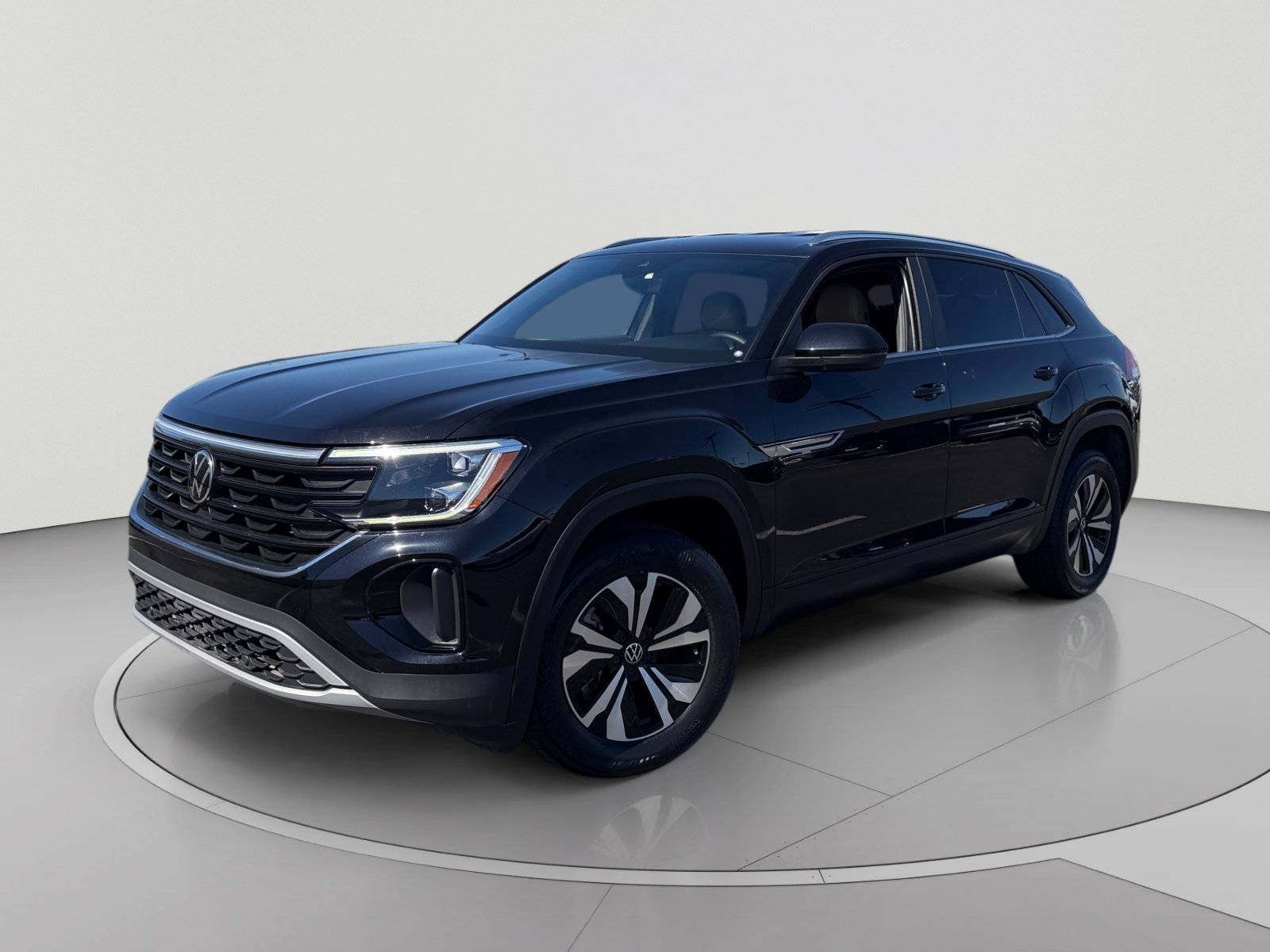 Certified 2024 Volkswagen Atlas Cross Sport SE FWD image 1