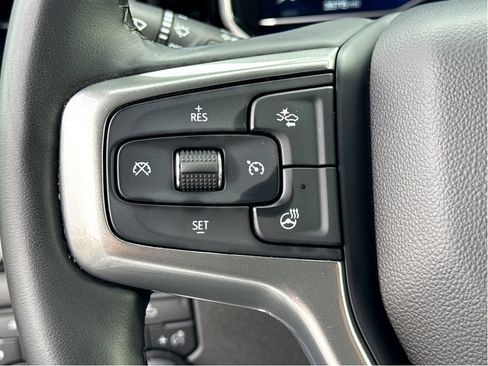 Used 2025 Chevrolet Silverado 2500 LT w/ Convenience Package AWD/4WD image 15