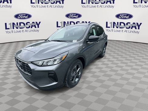 Certified 2025 Ford Escape ST-Line w/ Tech Pack #1 image 4