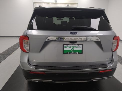Used 2020 Ford Explorer XLT w/ Equipment Group 202A AWD/4WD image 6