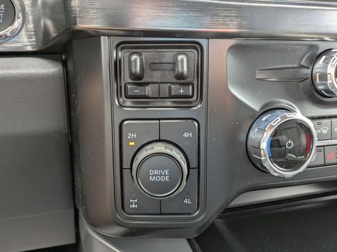 New 2026 Ford F250 Lariat w/ Lariat Ultimate Package AWD/4WD image 14