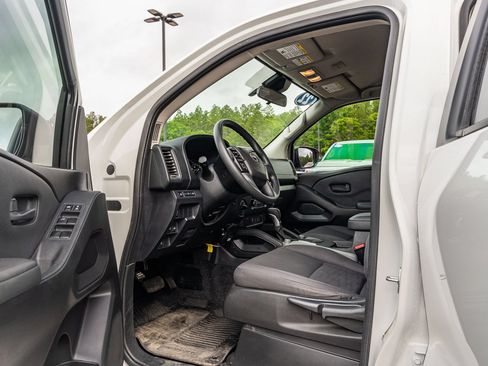 Used 2022 Nissan Frontier S w/ Technology Package AWD/4WD image 18