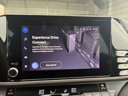 Used 2025 Toyota Camry LE image 21