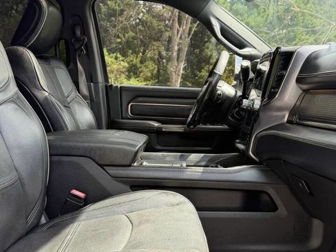 Used 2019 RAM 3500 Limited image 31