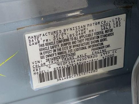 Used 2025 Nissan Sentra SV FWD image 31