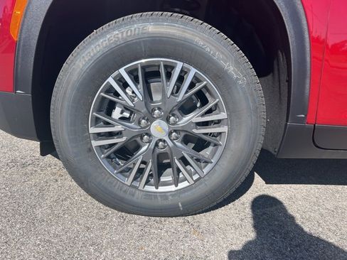 New 2026 Chevrolet Traverse LT w/ Driver Confidence Package image 10