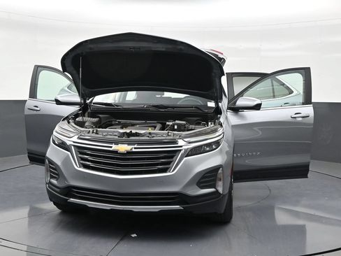 Used 2024 Chevrolet Equinox LT FWD image 33