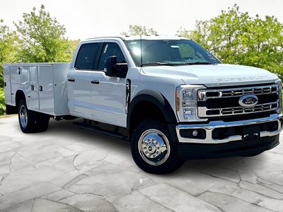 New 2025 Ford F550 4x4 Crew Cab Super Duty w/ XL Chrome Package