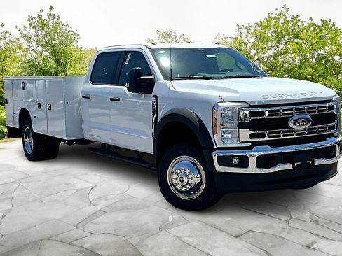 New 2025 Ford F550 4x4 Crew Cab Super Duty w/ XL Chrome Package image 1