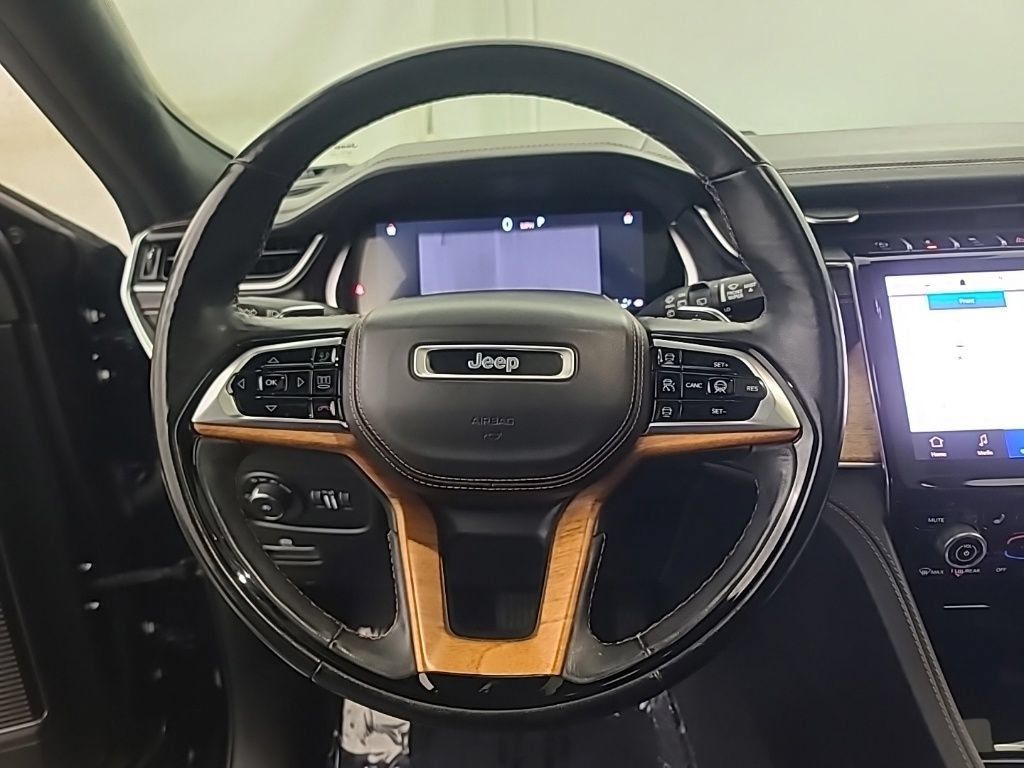 Used 2021 Jeep Grand Cherokee L Summit AWD/4WD image 35