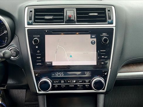 Used 2018 Subaru Outback 2.5i Limited image 26