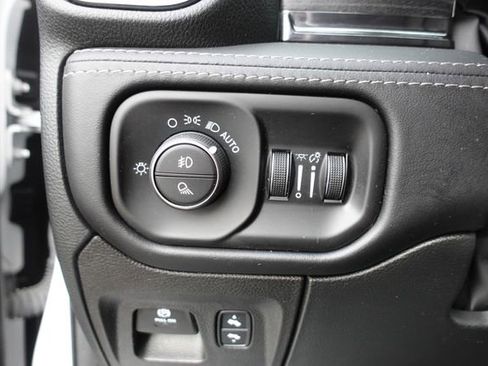 Used 2022 RAM 1500 Limited image 21