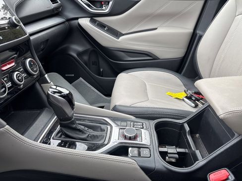 Used 2021 Subaru Forester Limited w/ Popular Package #3 image 22