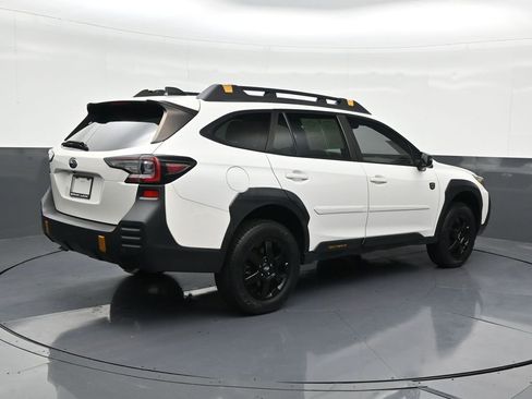Used 2022 Subaru Outback Wilderness image 5