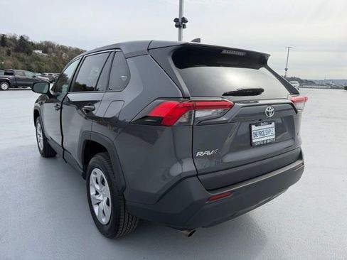 Used 2023 Toyota RAV4 LE image 7