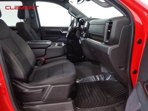 Used 2023 GMC Sierra 1500 SLE image 39