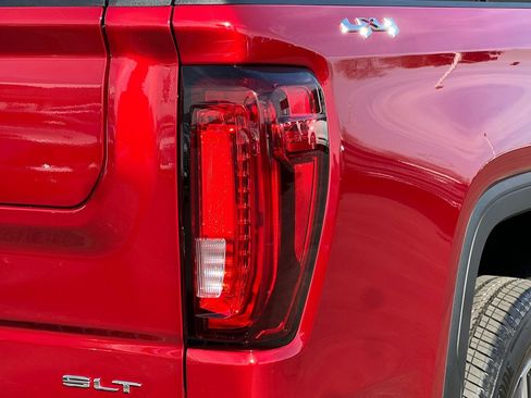 New 2026 GMC Sierra 1500 SLT w/ SLT Premium Plus Package image 7