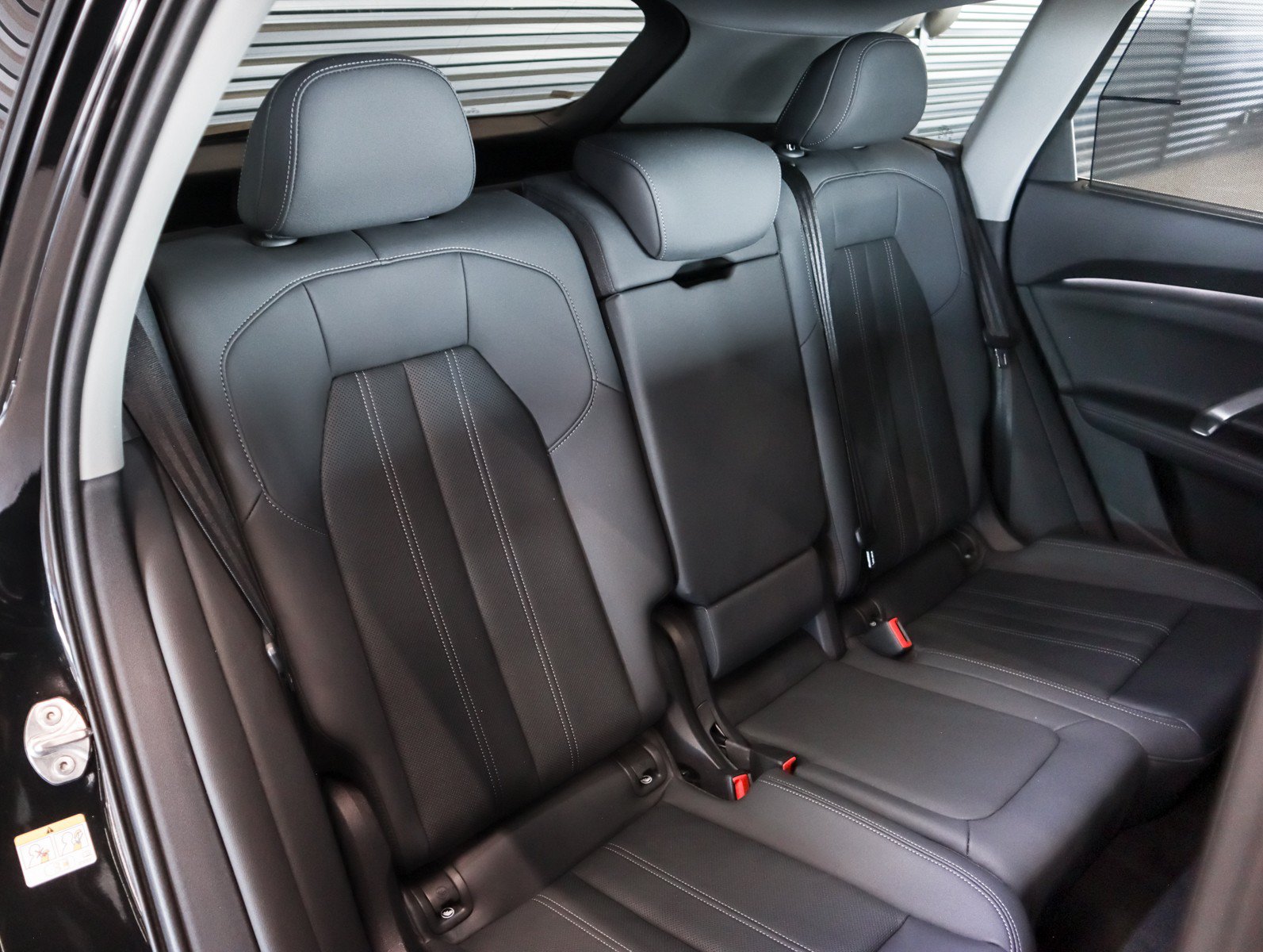 Used 2025 Audi Q5 Premium w/ Premium Plus AWD/4WD image 11