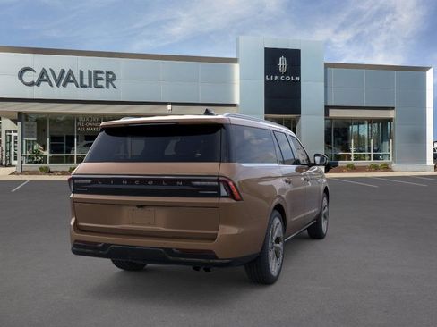 New 2026 Lincoln Navigator L Black Label AWD/4WD image 8