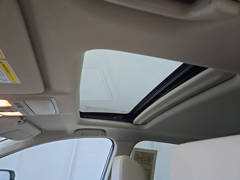 Used 2018 Honda CR-V Touring image 28