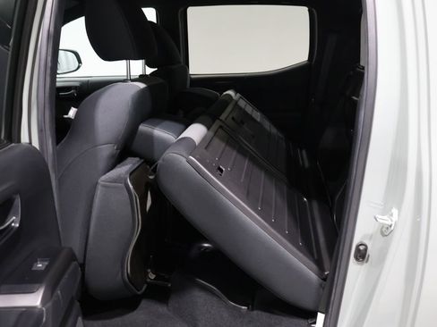 Certified 2022 Toyota Tacoma TRD Sport image 18