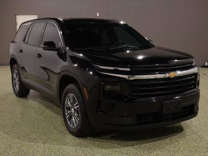 Used 2024 Chevrolet Traverse LS